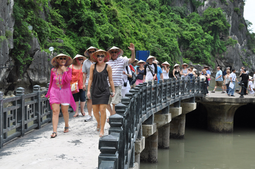 Vietnam considers extending visa exemptions for tourists from Western Europe